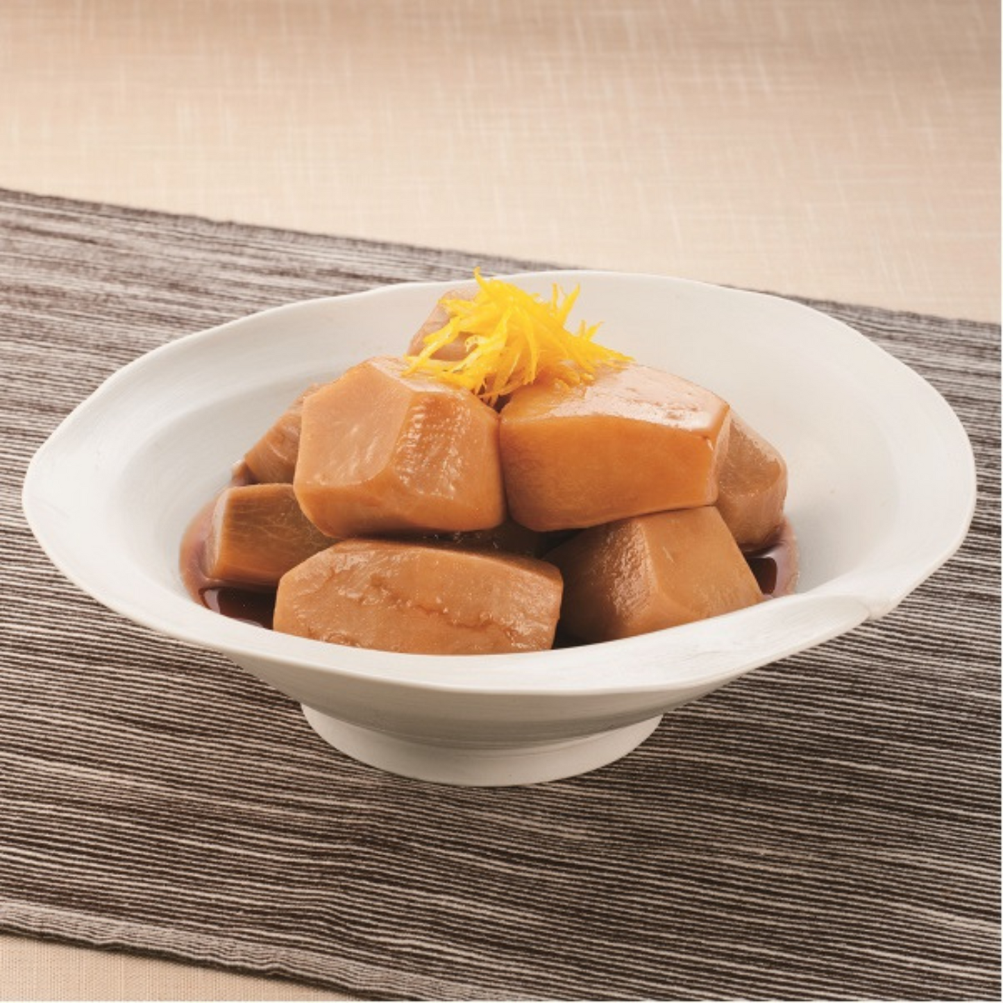 和風料理に幅広くお使いいただける 伊勢醤油ギフト 醤油・和風つゆセット 各360ml | 伊勢醤油本舗 三重 伊勢 お伊勢さん