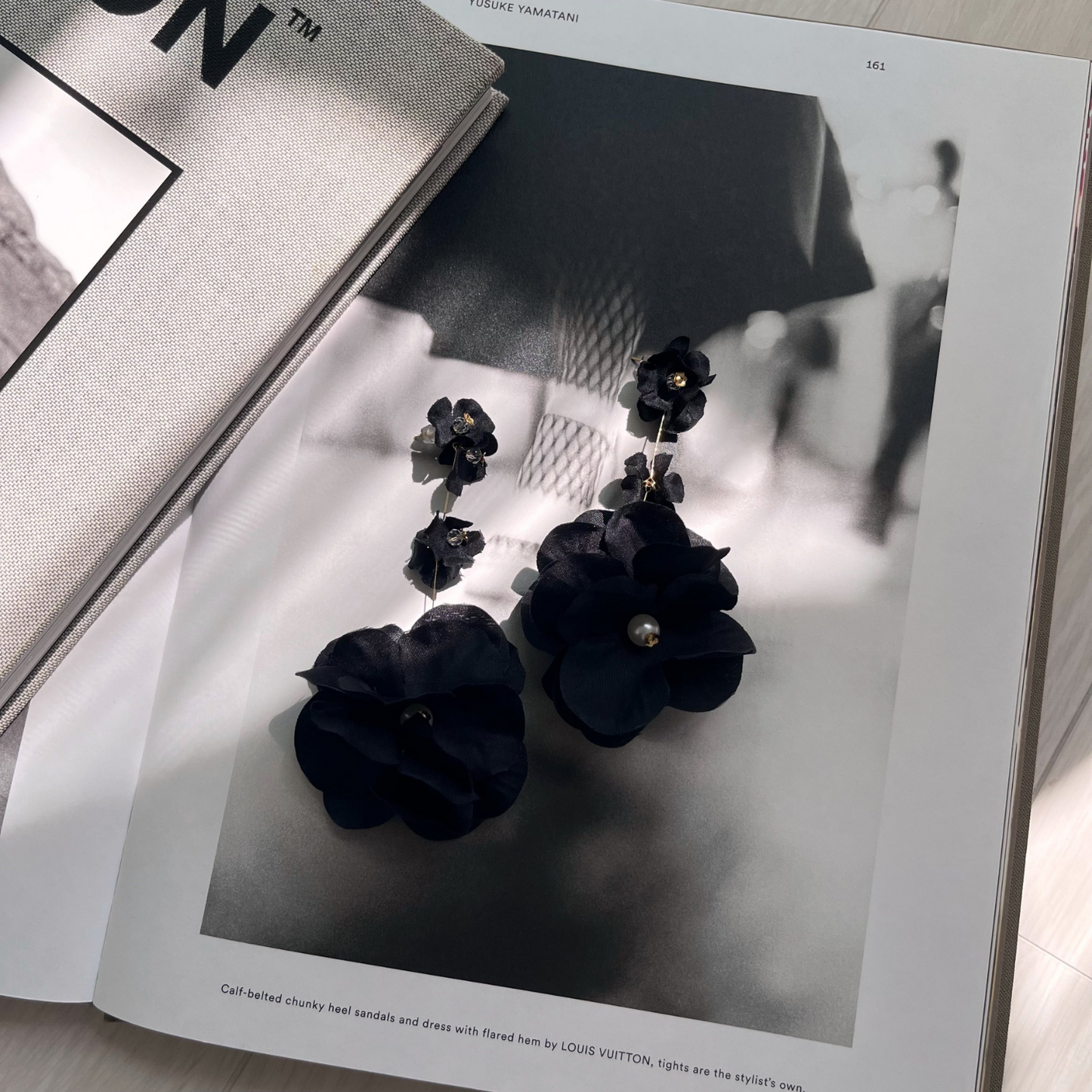 人気 上品 大ぶり 花 アレルギー対応ピアス/イヤリング『 Diana 』(ディアナ)| JASMINE ハンドメイドアクセサリー 三重