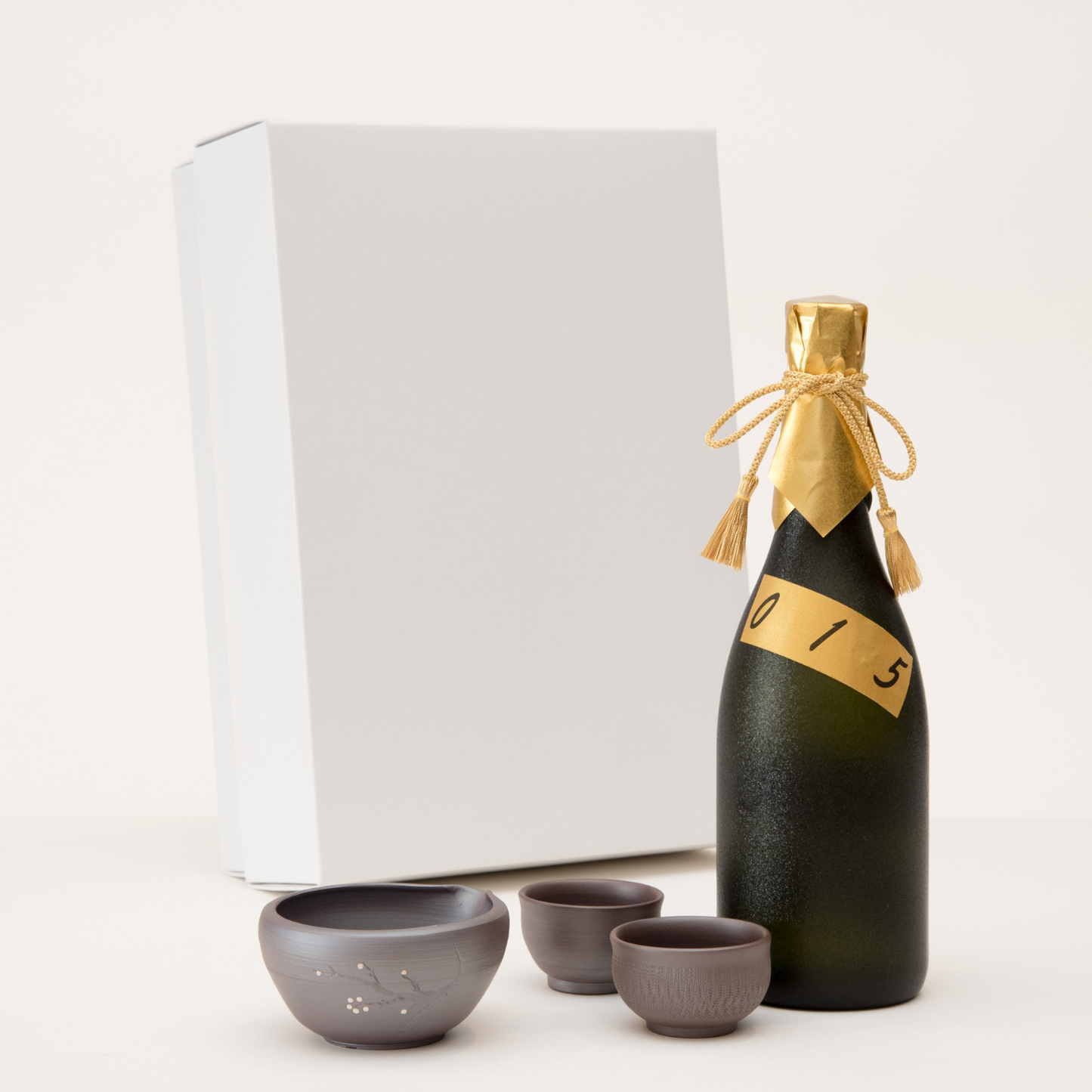 特別な贈り物に…◎ 三重の寒梅 萬古焼酒器セット | 丸彦酒造株式会社 三重 四日市 山田錦