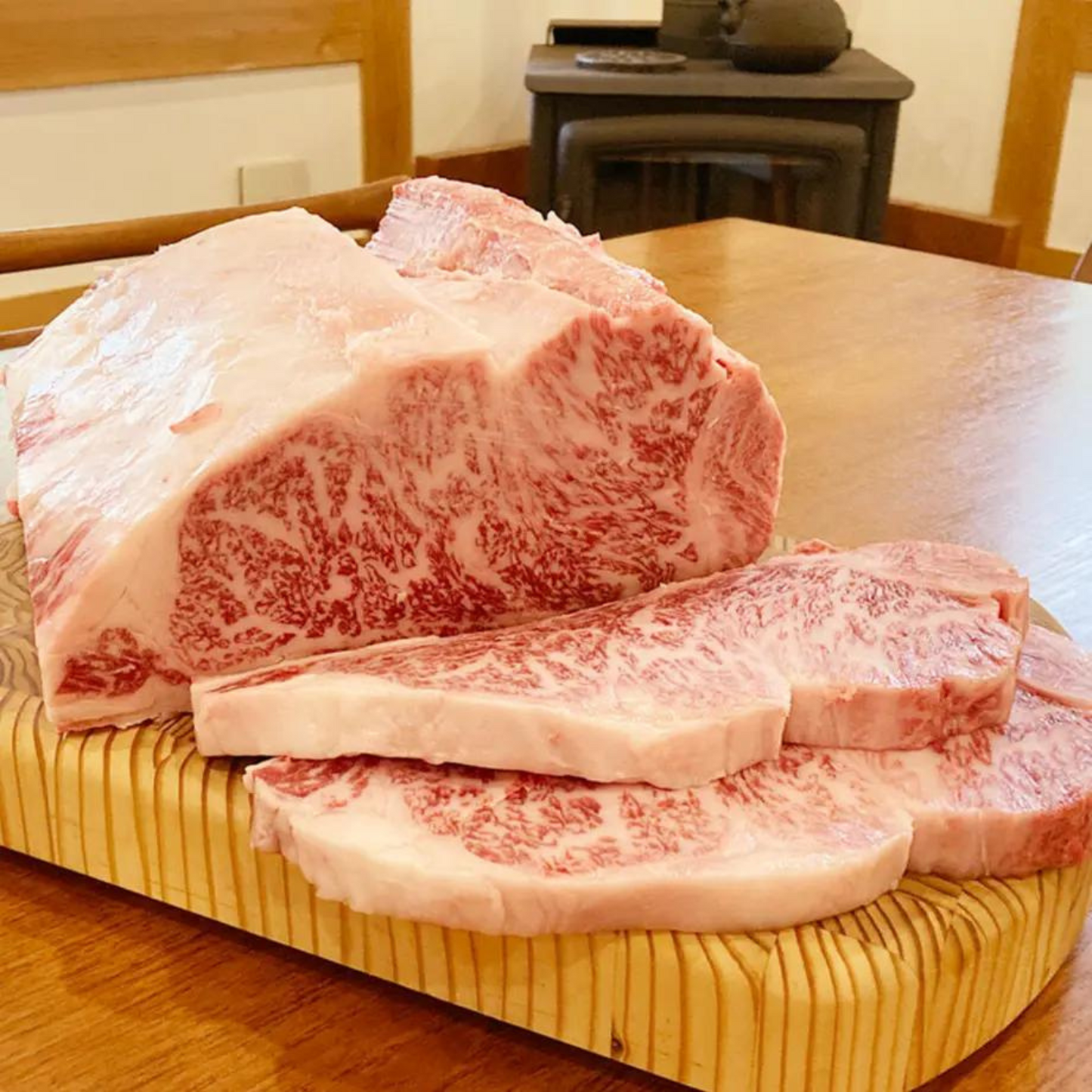 【厳選】三重ブランド牛 特産松阪牛 サーロインステーキ【2人前】200g 2枚入り | 松本畜産 三重 松阪 松阪牛