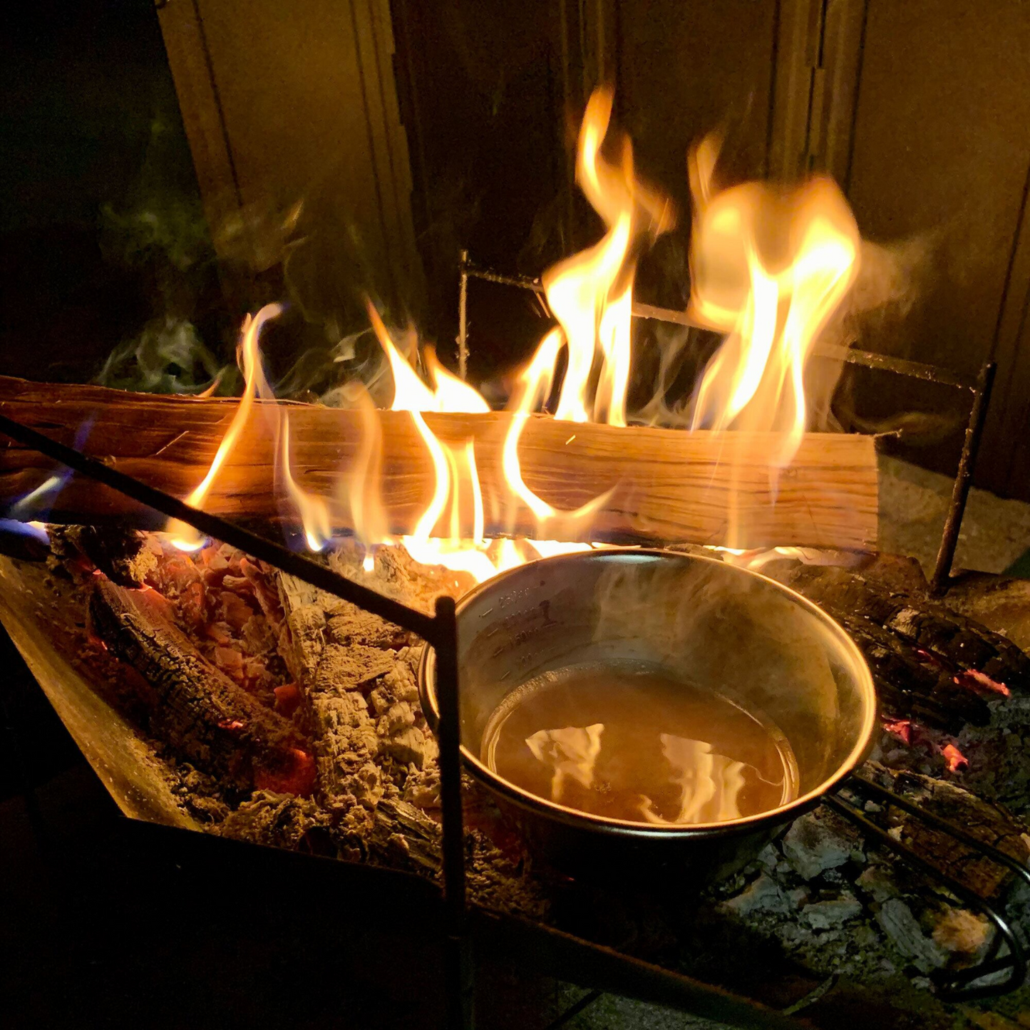 アウトドア必須ギア! 直火OK! 沸かす・焼く・煮る・飲む 全て可能! ロッキンシェラ | 三重県鈴鹿発のガレージブランド ROCKKNOLL ロックノル 三重 鈴鹿
