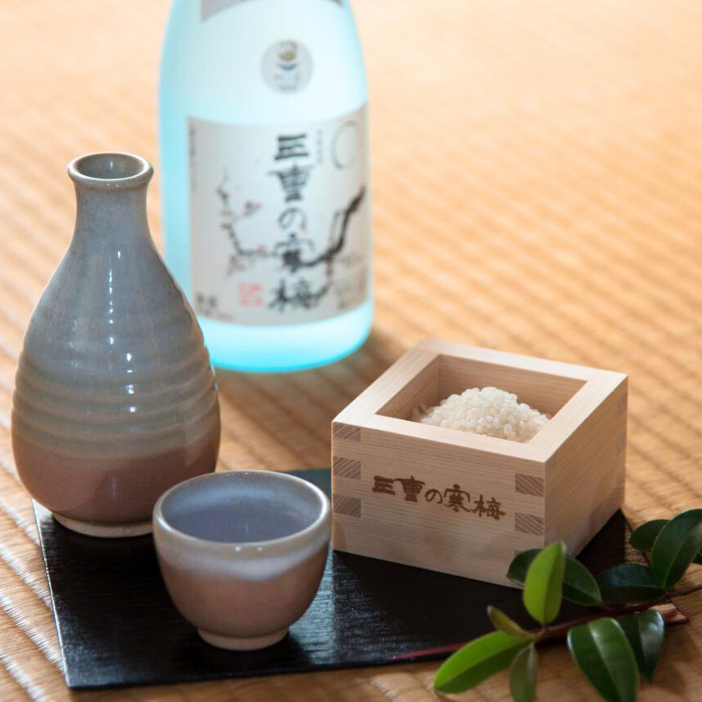 三重の酒 飲み飽きしない酒質 晩酌にお勧め◎ 吟醸「三重の寒梅」180ml / 720ml / 1.8L | 丸彦酒造株式会社 三重 四日市 山田錦